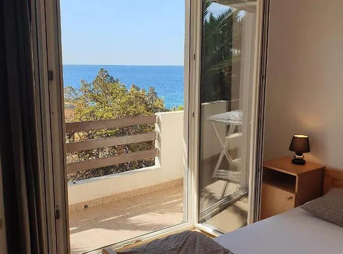 Seaside Rosic